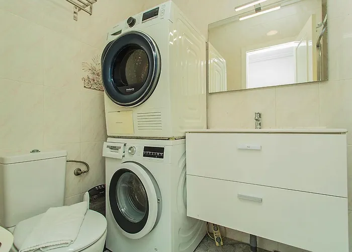 001 Lirio - Alicante Apartman *